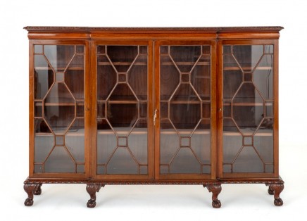 Chippendale Breakfront Bookcase Cabinet Mahogany 1900