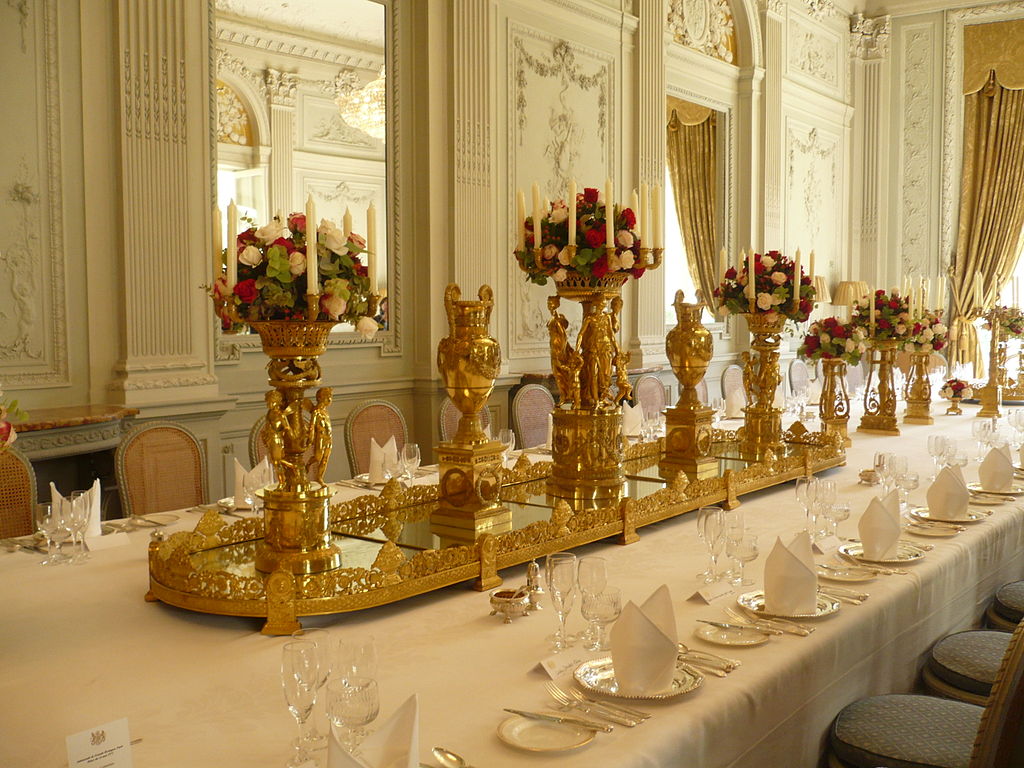 Surtout de table at the Hôtel de Charost in gold