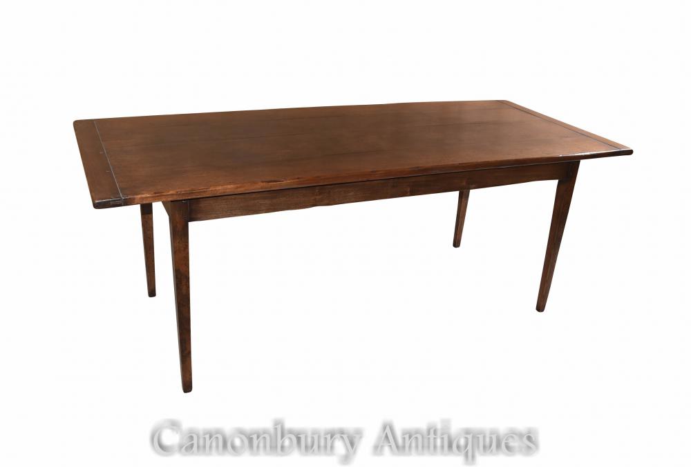 Great refectory table in oak for that classic farmhouse look