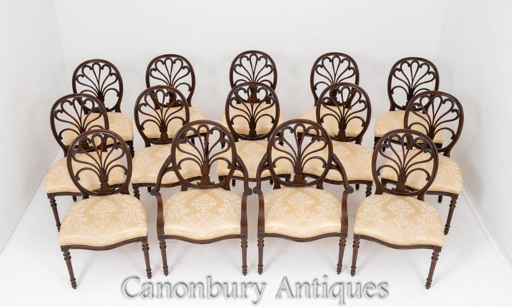 Set majestic Hepplewhite dining chairs