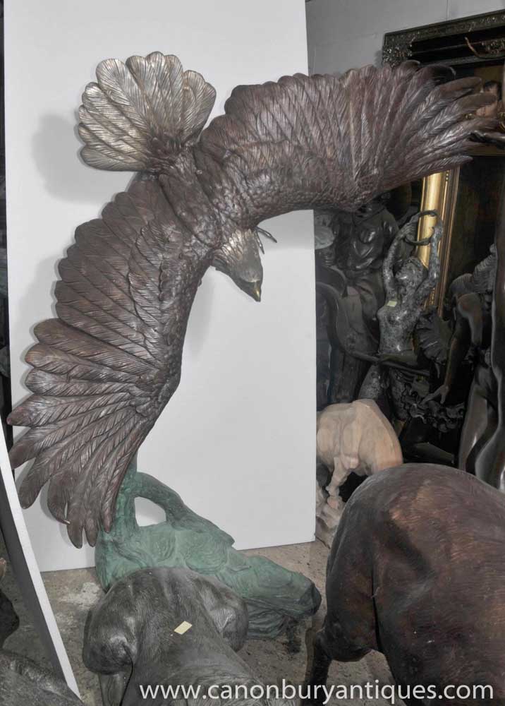 Large bronze eagle
