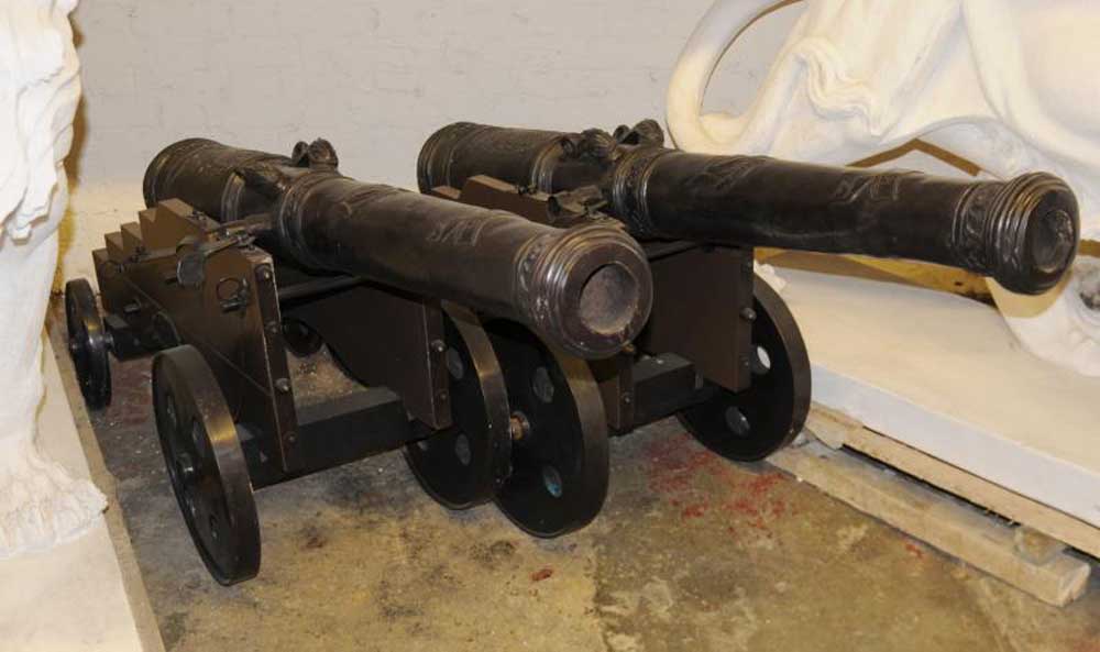 Cannons from Canonbury - North London architectural salvage 