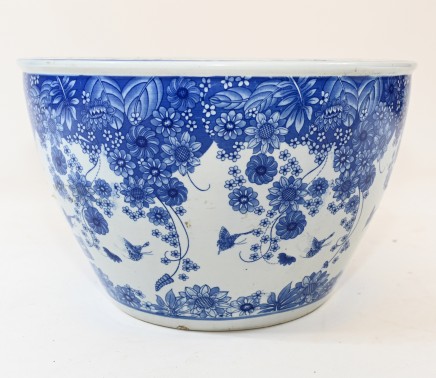 Chinese Blue and White Porcelain Planter Pot Urn