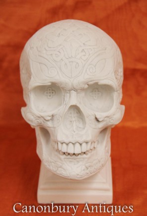 Day of the Dead Skull - Gothic Mexican Sugar Skull
