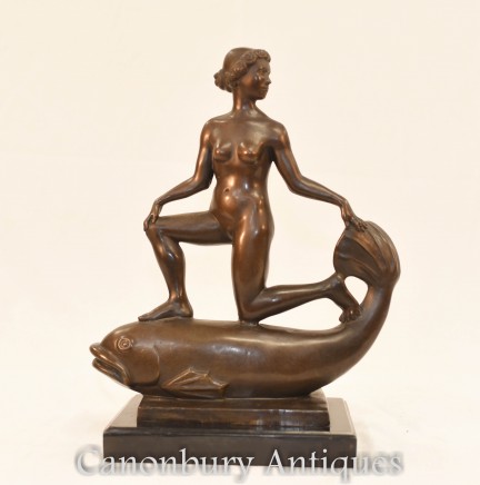 Fremiet Bronze Female Nude and Fish Statue - Classical French Sculpture