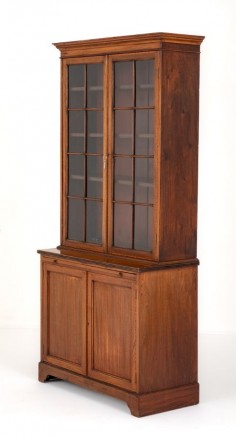 Georgian Revival Bookcase Mahogany Cabinet
