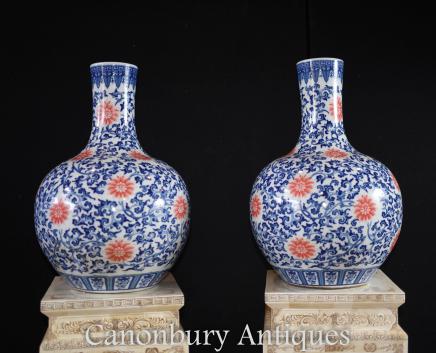 Pair Chinese Ming Porcelain Floral Bulbous Vases Urns 