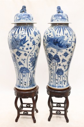 Pair Chinese Porcelain Temple Urns Blue and White China Nanking
