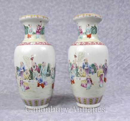 Pair Chinese Wucai Porcelain Vases Urns China Figurines Ceramic
