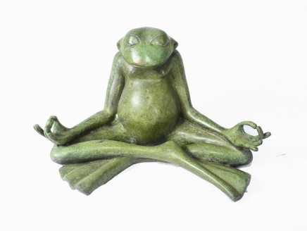 Seated Buddha Frog Statue in Bronze Toad Meditation