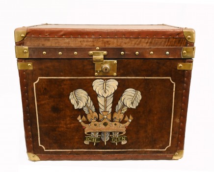 Vintage Luggage Trunk Steamer Case Prince of Wales