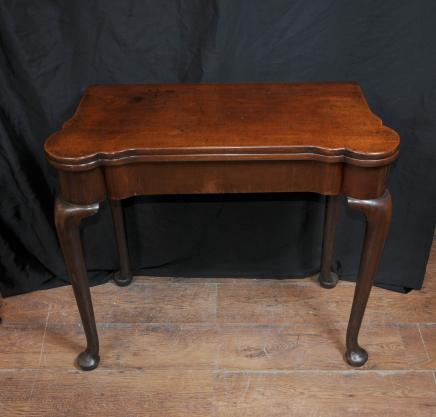 Queen Anne Card Table - Antique Mahogany Tables Games