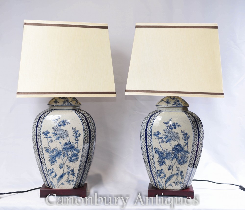 Pair Blue White Porcelain Table Lamps, Antique Chinese Blue And White Porcelain Table Lamp